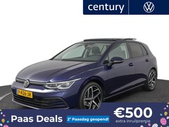 Volkswagen Golf - 1.0 eTSI 110Pk Automaat Life Business / Panoramadak / Clima / Led