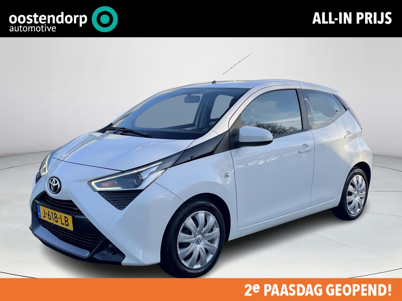Toyota Aygo - 1.0 VVT-i x-play | 5 deurs | Carplay | Parkeercamera | Airconditioning | - AutoWereld.nl