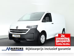 Volkswagen Transporter - T7 2.0 TDI 110pk L2H1 Life Incl. BPM Parkeersensoren Carplay Bijrijdersbank
