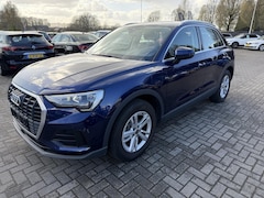 Audi Q3 - 45 TFSI e edition 245pk | Trekhaak | Stoelverwarming | Carplay | Adaptive cruise