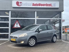 Fiat Grande Punto - 1.4 Dynamic /Automaat/Airco/Cruise/APK 02-2027/