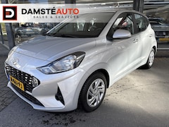 Hyundai i10 - 1.0 Comfort Smart .Opties: Camera en Navigatie All season banden