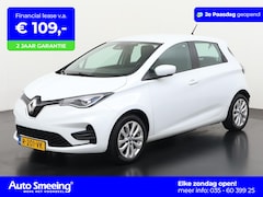 Renault Zoe - R110 Life 52 kWh (ex Accu) | Stoel/Stuurverwarming | Camera | Warmtepomp | Zondag Open