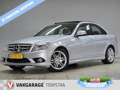 Mercedes-Benz C-klasse - 230 Avantgarde/ AMG Pakket/ 6-Cilinder/ Half-Leder/ 204pk/ Xenon/ Elek. Schuif-Kantel Dak/