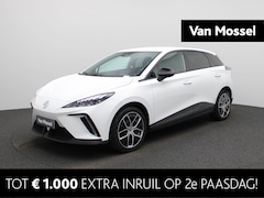 MG MG4 - 64 kWh Luxury | Half Leder | Elektrische Verstelbare Stoelen | 360 Graden Camera | Apple C