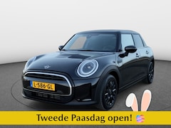 MINI One - 1.5 Essential business Aut | LM-victory spoke | Privacy glas