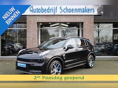 Lynk & Co 01 - 1.5 MY23 6.6 Kwh ZWARTE-HEMEL ROLHOES MY23 360-CAMERA PANO/SCHUIF INFINITY DAB NAVI CARPLA