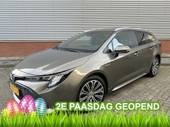 Toyota Corolla Touring Sports - 1.8 Hybrid Business Plus | 1e Eigenaar | Keyless entry | Trekhaak | Stoelverwarming | Lane