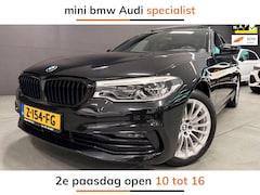BMW 5-serie Touring - 520i High Executive PANO/LEDER/H-UP/DAB/CARPLAY/SFEERVERL///