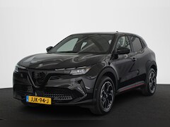 Alfa Romeo Junior - 1.2 Turbo Hybrid Ibrida Speciale 18 inch velgen / Techno Pack