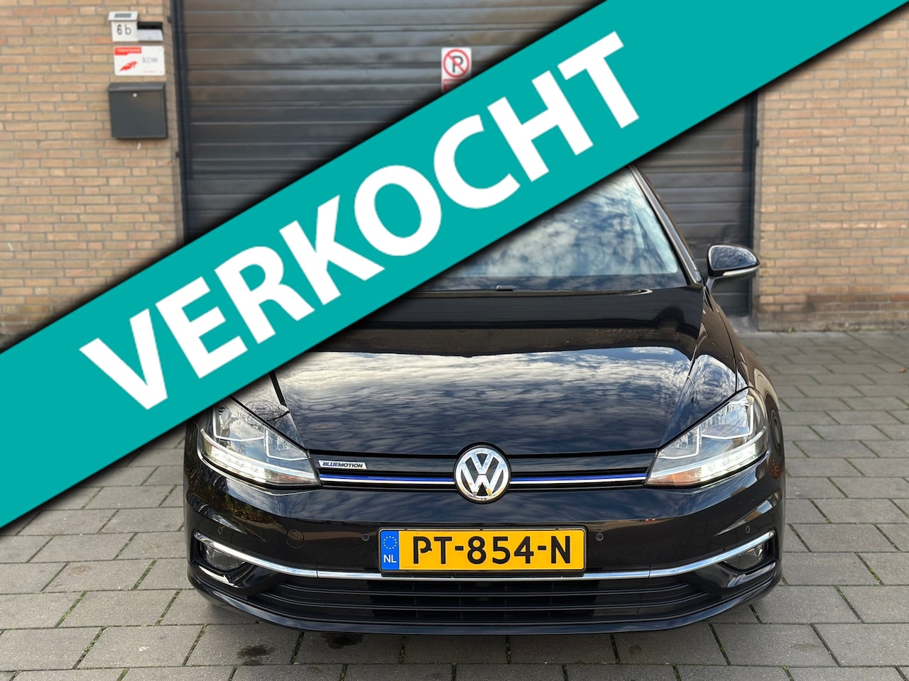 Volkswagen Golf - 1.5 TSI DSG Highline Navi Cruise Control ACC Clima trekhaak - AutoWereld.nl