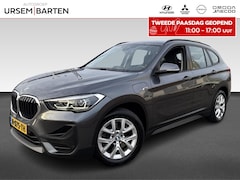 BMW X1 - xDrive25e Executive Pano | Stoelverwarming |