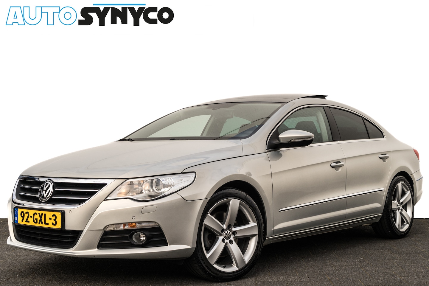 Volkswagen Passat CC - 2.0 TSi 200 Pk DSG | Panoramadak | Leder | Xenon | Afn. Trekhaak | 18 inch LMV | Elektr. s - AutoWereld.nl