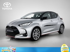 Toyota Yaris - 1.5 Hybrid 130 Executive | Blindspot | Stoel + Stuurverwarming | Red Pack | Chrome Pack |