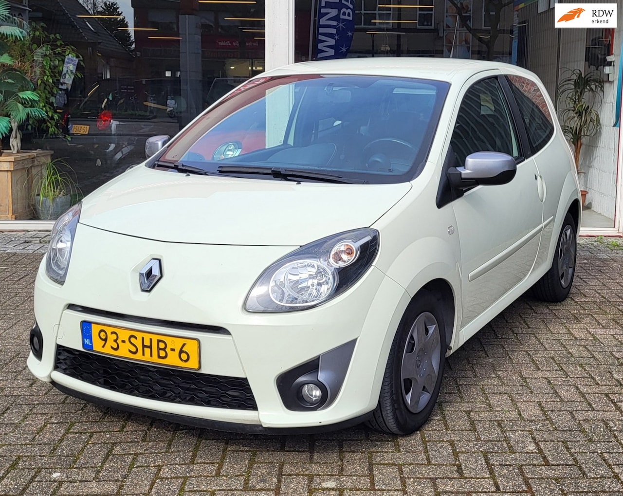 Renault Twingo - 1.2-16V Night & Day Automaat - AutoWereld.nl