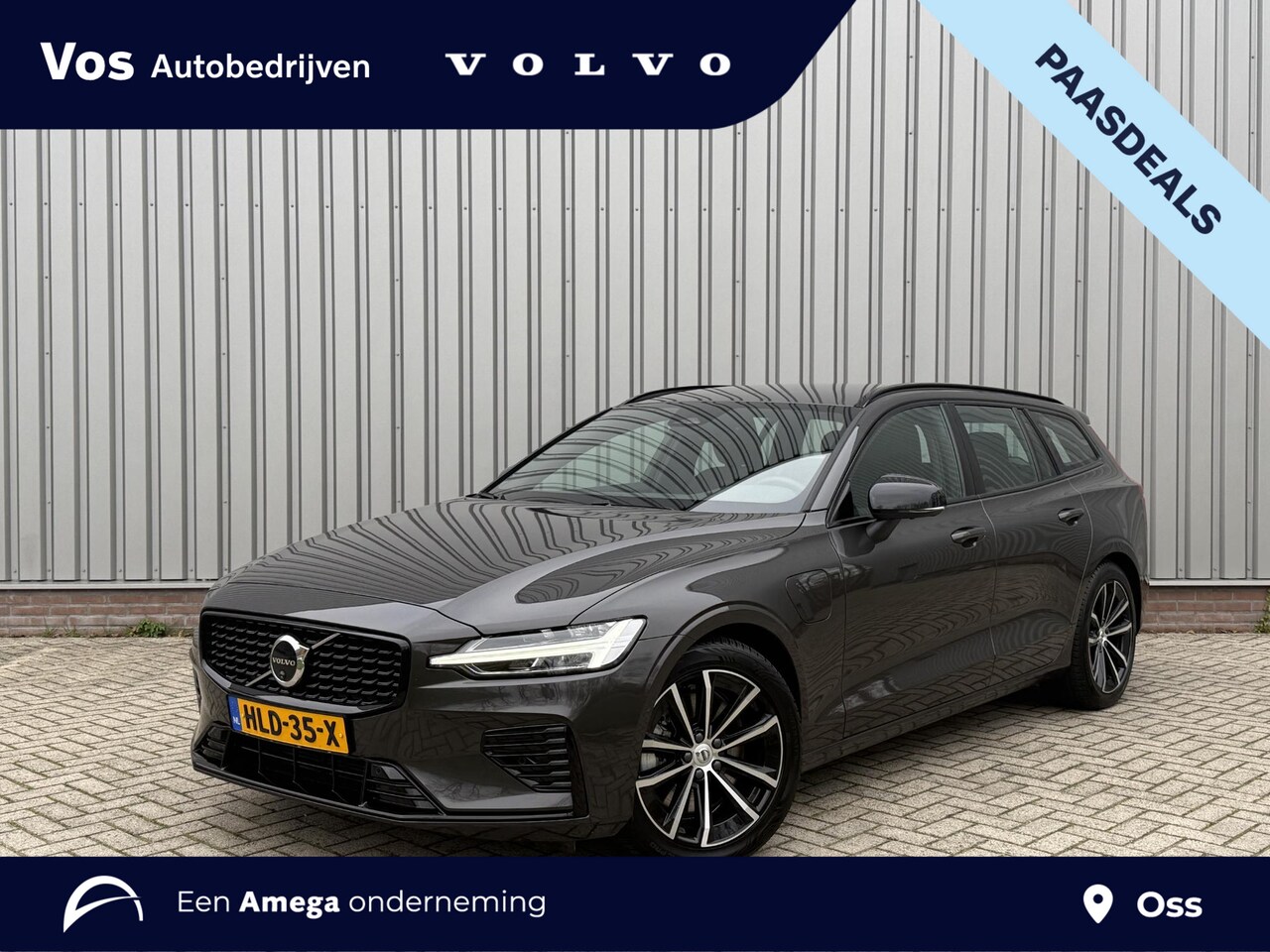 Volvo V60 - 2.0 T6 Plug-in hybrid AWD Plus Dark l Verwarmbare Voorruit l Trekhaak l 360 camera l - AutoWereld.nl