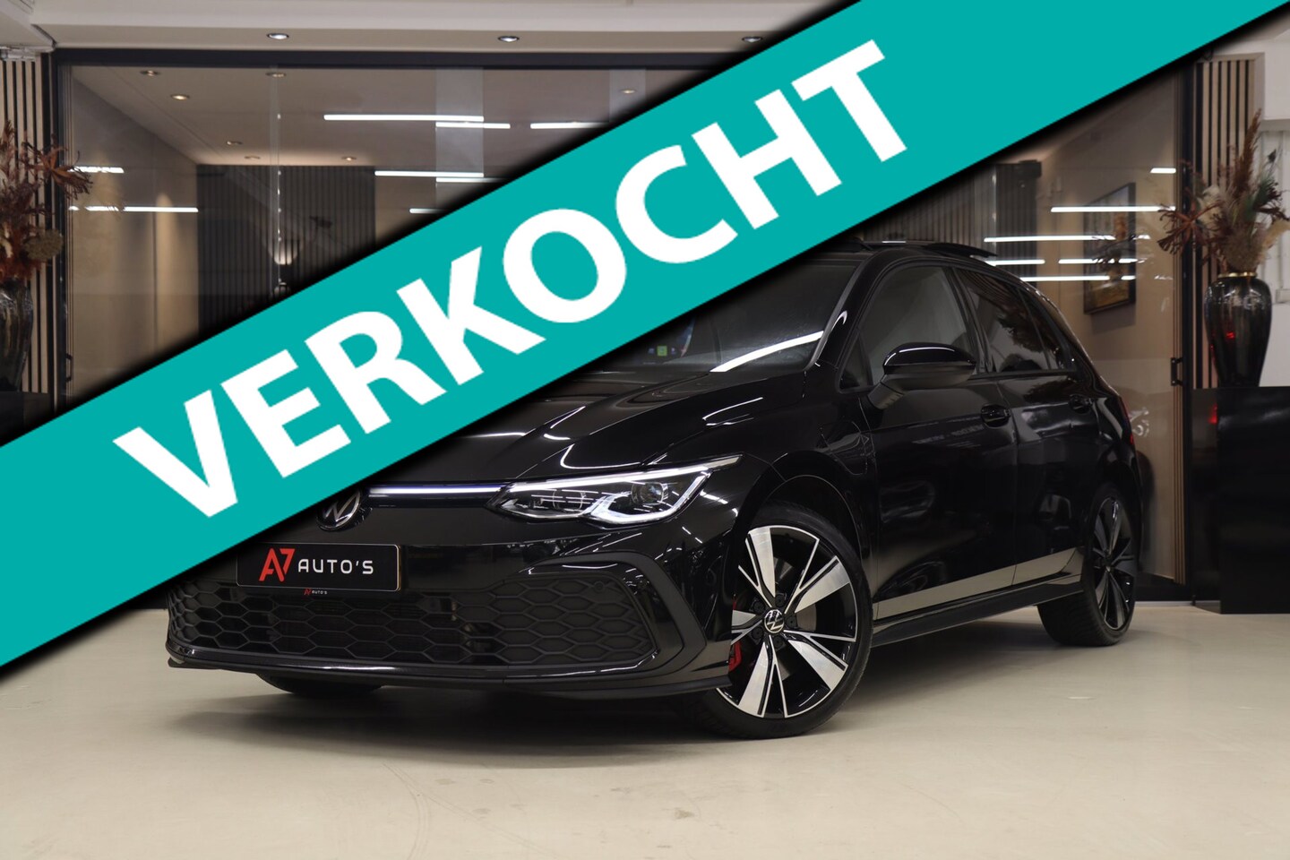 Volkswagen Golf - 1.4 eHybrid GTE /PANO/IQLIGHT/CAM/CARPLAY/ACC/LANE ASSIST/VOL - AutoWereld.nl