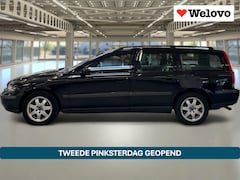 Volvo V70 - 2.4 Comfort Line Nieuwe koppeling, trekhaak, verwarmde stoelen