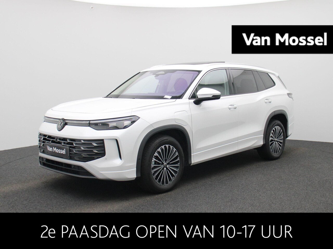 Volkswagen Tayron - 1.5 eHybrid Elegance 272 PK | SoH 100% | Panoramadak | Trekhaak | Bekleding Art-velours | - AutoWereld.nl