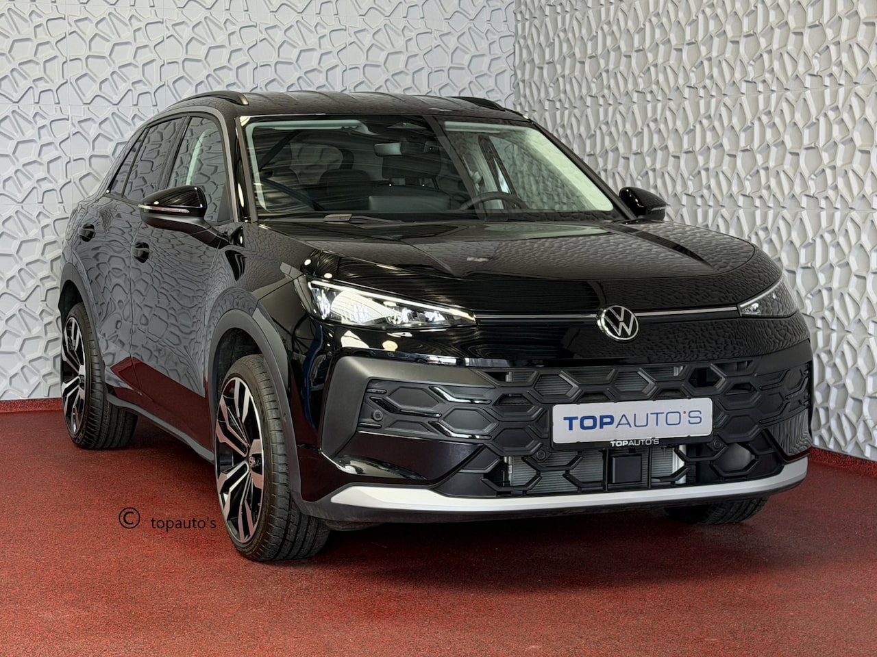 Volkswagen T-Roc - NW MODEL 2026 1.5 eTSI 150PK CAMERA STOEL/STUUR VERW. LED - AutoWereld.nl