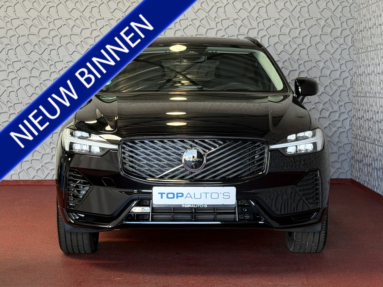 Volvo XC60 - 2.0 T6 AWD ULTRA DARK NIEUWE AUTO ELEK.TREKHAAK HARMAN KARDON HEADUP 360.CAM LEER SCHUIFDA - AutoWereld.nl