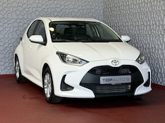 Toyota Yaris - 1.5 HYBRID STOEL/STUUR VERW CARPLAY CAMERA LMV ADAP.CRUISE ✅ Top Auto's Wijchen , Al 30 Ja