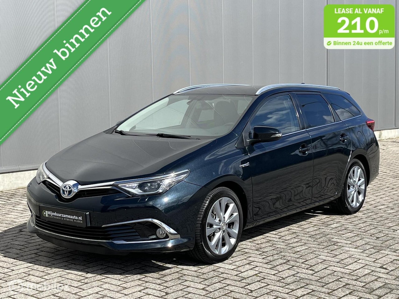 Toyota Auris Touring Sports - 1.8 Hybrid Exe, Full led, Vol ! - AutoWereld.nl