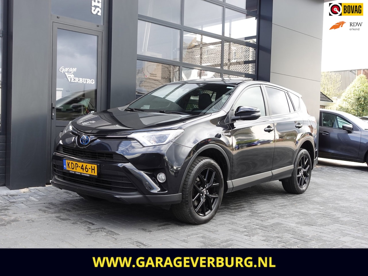 Toyota RAV4 - 2.5 Hybrid Black Edition (Navi/Carplay,Camera,Cruise,Zonnedak,Leer,Stoelverwarming,PDC,Key - AutoWereld.nl