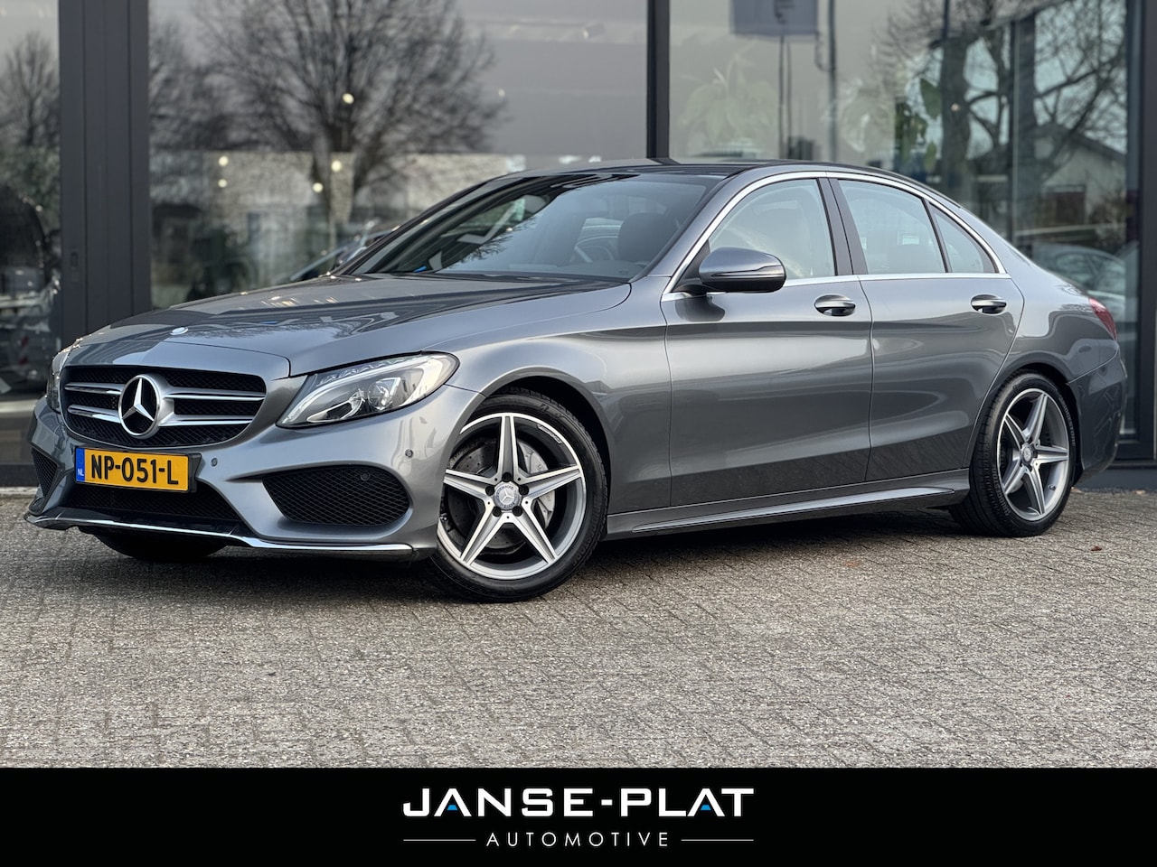 Mercedes-Benz C-klasse - 180 AUT AMG Sport Edition Trekhaak - AutoWereld.nl