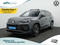Volkswagen Tayron - 1.5 TSI eHybrid 272 pk DSG R-Line Edition | Panoramadak | Adaptief onderstel | Achteruitri