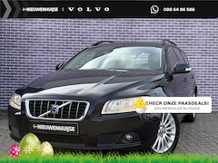 Volvo V70 - 2.5T Momentum | 12 mnd BOVAG GARANTIE | Nederlandse auto | Stoelverwarming | Trekhaak | Le