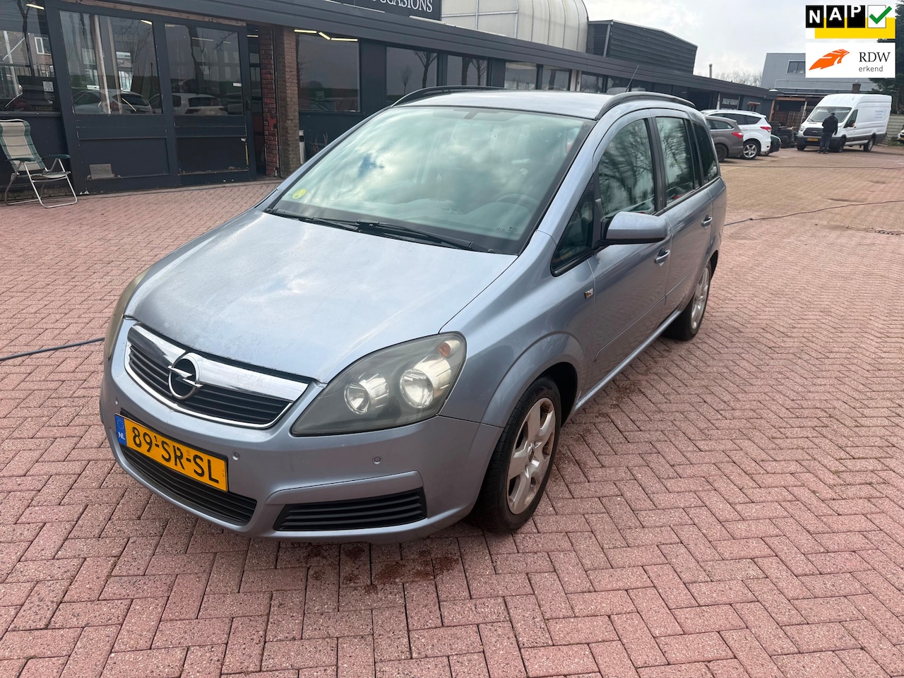 Opel Zafira - 2.2 Enjoy 2006 Automaat 7Persoons Airco Cruise Export - AutoWereld.nl