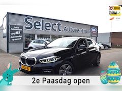 BMW 1-serie - 118i Business Edition\ Automaat nw model aple carplay