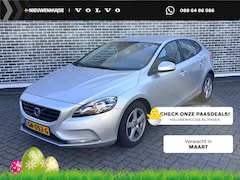 Volvo V40 - 1.6 T3 Kinetic | Navigatie | High Performance Audio | Achteruitrijcamera | Parkeersensoren