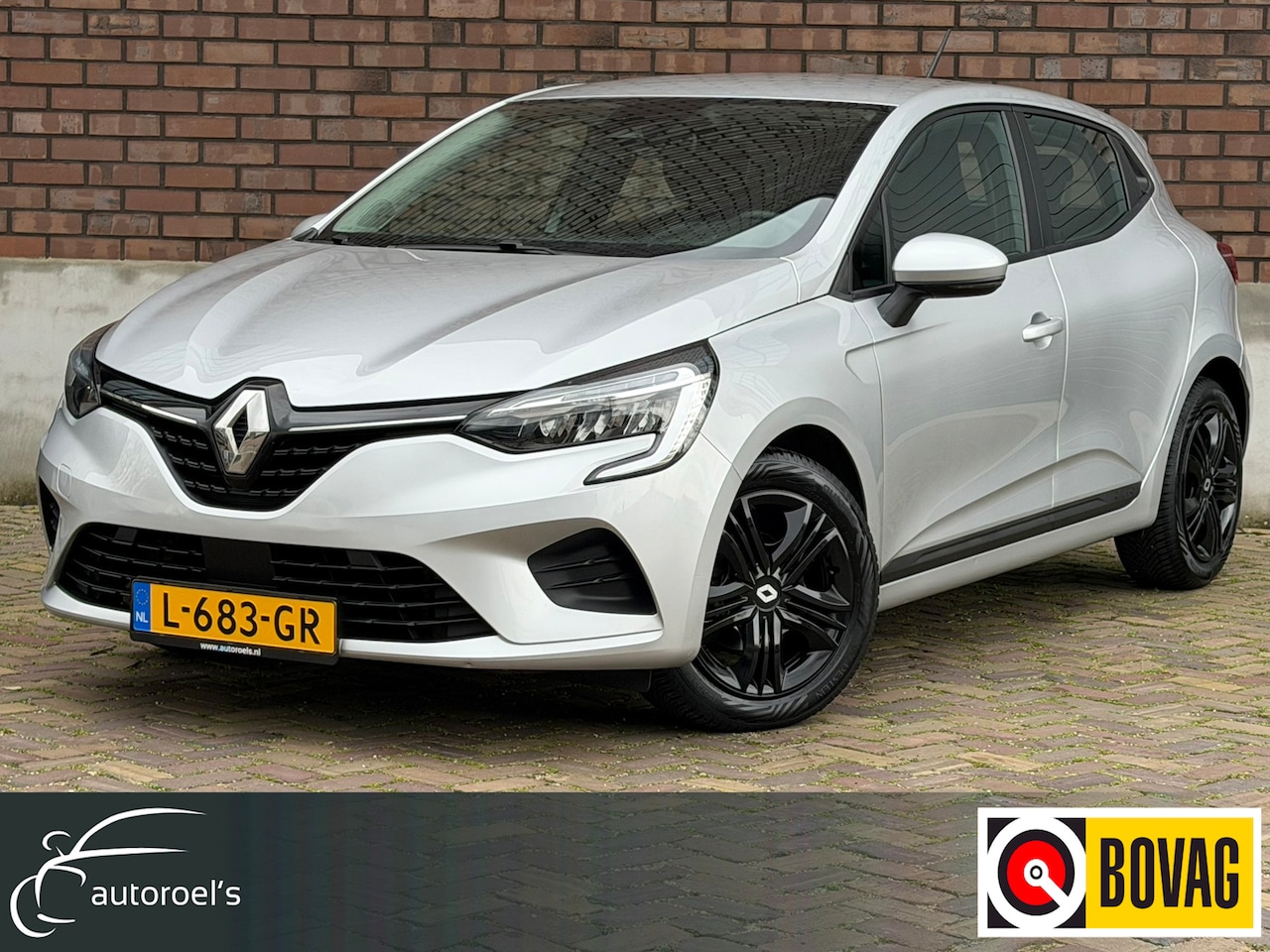 Renault Clio - 1.0 TCe / Navigatie / Apple CarPlay - Android / 1e Eigenaar / ALL-Season banden / Cruise C - AutoWereld.nl