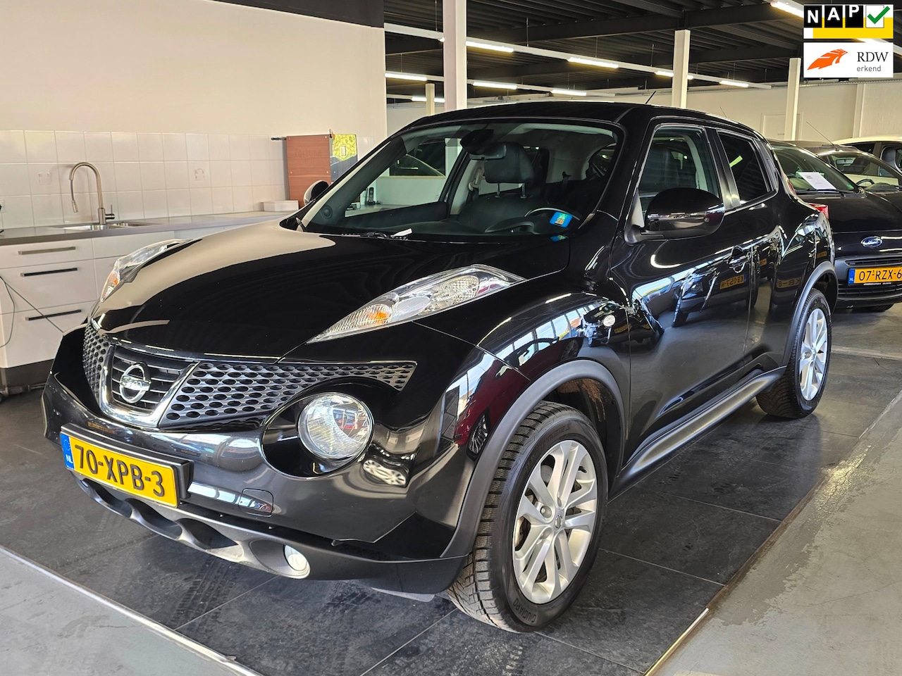 Nissan Juke - 1.6 DIG-T Tekna/CRUISE/NAVI/LEDER/N.A.P/ - AutoWereld.nl