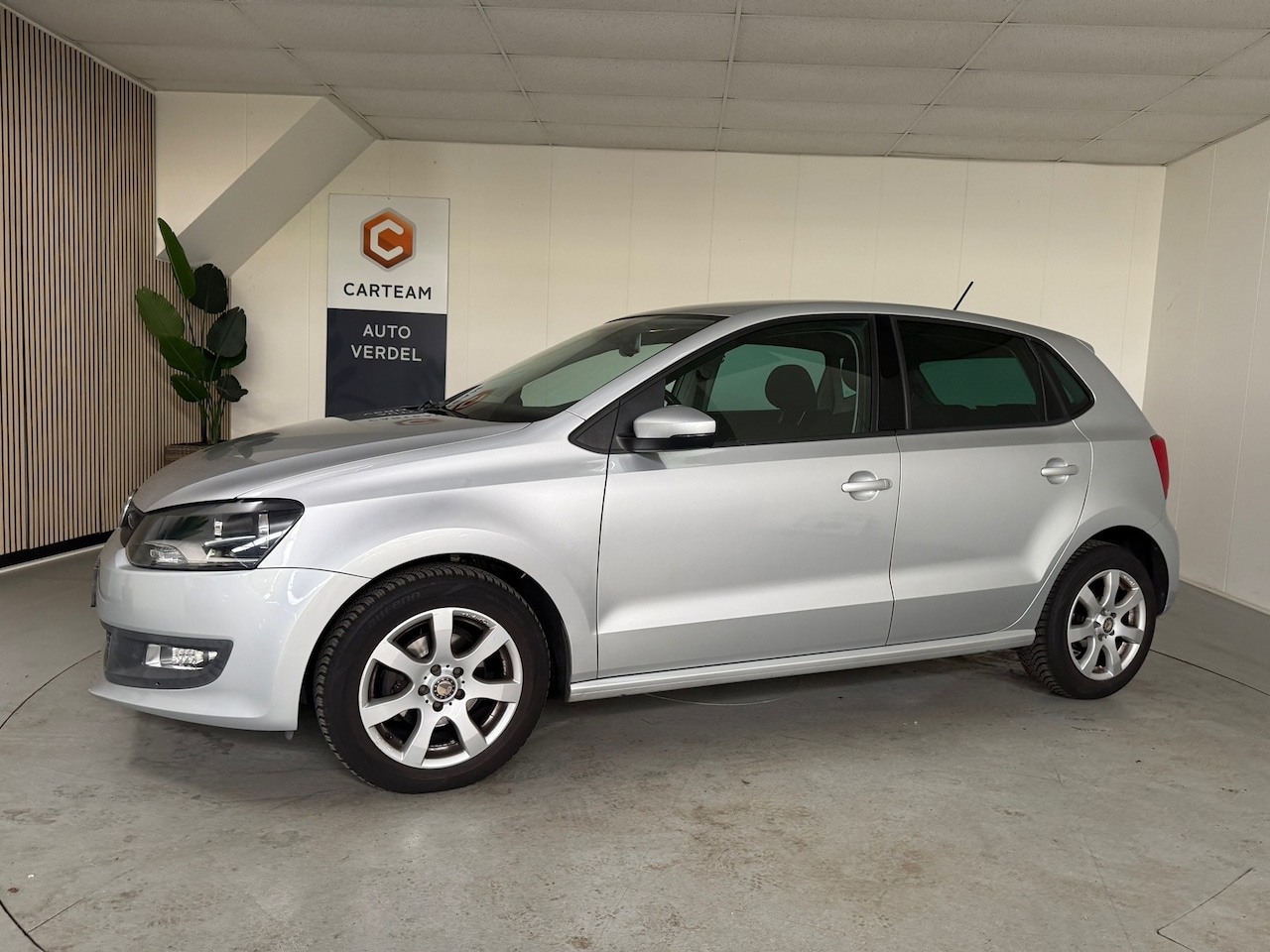 Volkswagen Polo - 1.2 TSI Highline Airco, Navigatie, Trekhaak, LMV - AutoWereld.nl