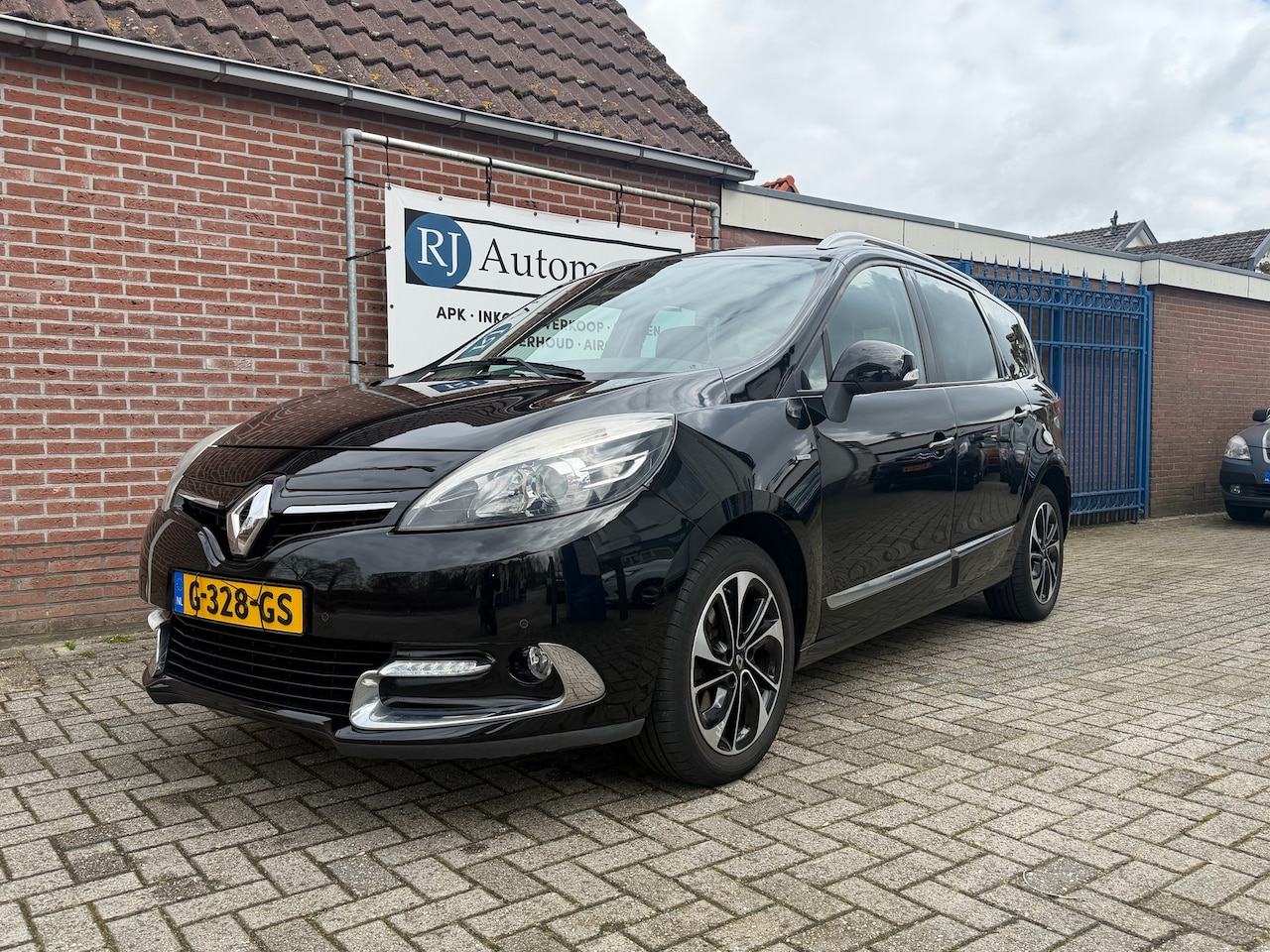 Renault Mégane Scénic - 1.2 TCe Bose 7p. APK/BOSE/NAVI - AutoWereld.nl