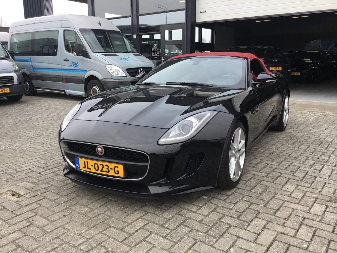 Jaguar F-type - 3.0 V6 Convertible 3.0 V6 Convertible - AutoWereld.nl