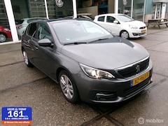Peugeot 308 - 1.2 PureTech Blue Lease Executive 82000km
