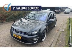 Volkswagen Golf - 1.4 TSI GTE Panoramadak Leer Verlaagd