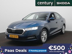 Skoda Octavia - 1.4 TSI iV PHEV Business Edition / Stoelverwarming / Sensoren / Climate