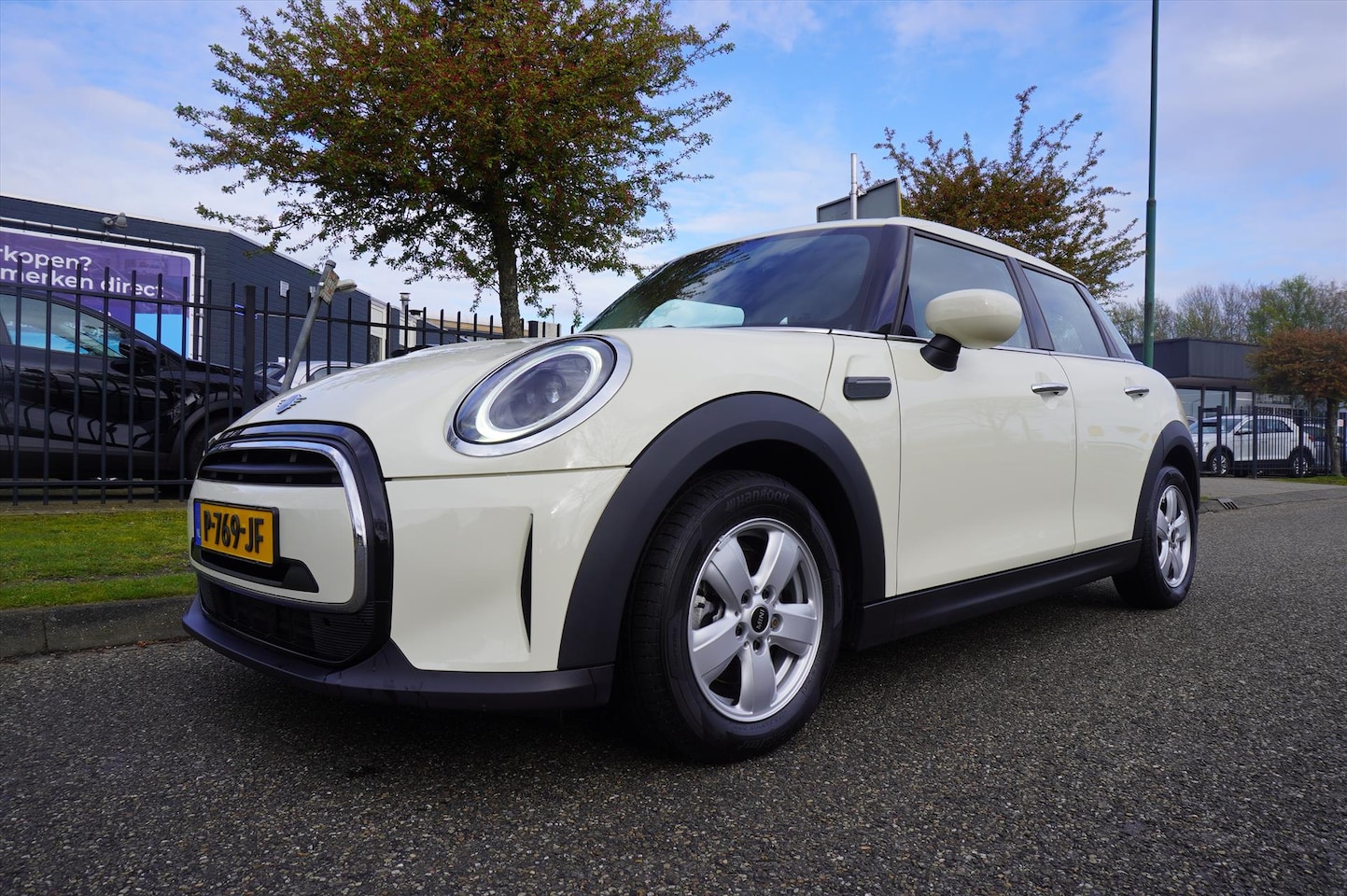 MINI One - Mini 5-Deurs (f55) 1.5 102pk Sportstoelen Apple Carplay Multi Media - AutoWereld.nl