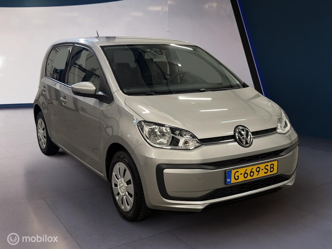 Volkswagen Up! - 1.0 BMT move up ✓5deurs✓Airco✓Org.NL✓Allseaso - AutoWereld.nl