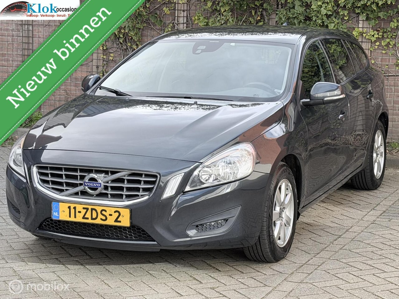 Volvo V60 - 1.6 T3 Kinetic NAP Automaat Navi Cruise Clima - AutoWereld.nl
