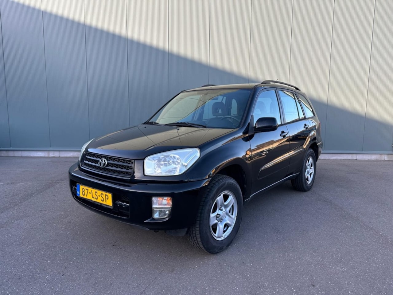 Toyota RAV4 - 1.8-16V VVT-i Luna AIRCO ! - AutoWereld.nl