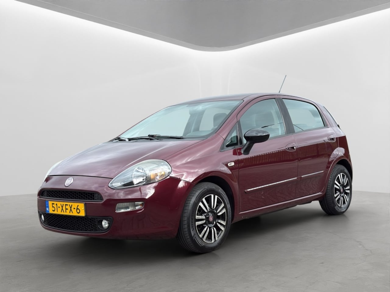 Fiat Punto Evo - 0.9 TwinAir Easy NL Auto Clima LM velgen - AutoWereld.nl