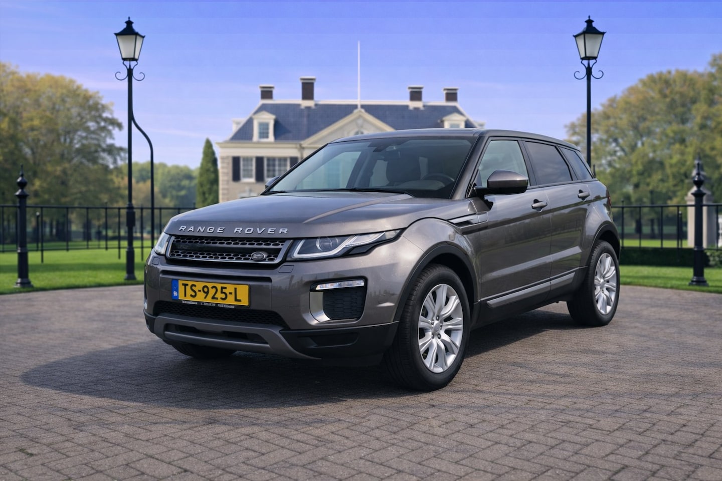 Land Rover Range Rover Evoque - 2.0 Si4 Urban Series SE | NL-AUTO! | DODE HOEK | PANODAK | STOELVERWARMING | PARK SENS V+A - AutoWereld.nl