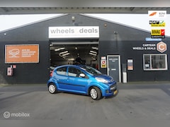 Peugeot 107 - 1.0-12V XS