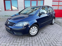 Volkswagen Golf Plus - 1.6 Comfortline AUTOMAAT / AIRCO